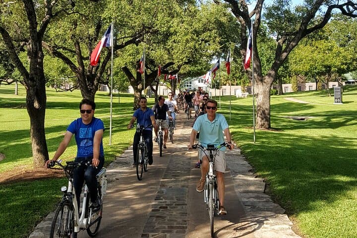 E-Bike Ladybird Lake: Austin’s Scenic 10–12 Mile Hike-and-Bike Loop photo 4