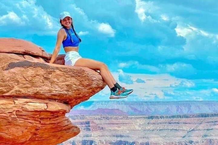 Late-Start Grand Canyon West Small-Group Tour from Las Vegas photo 2