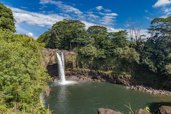 Exploring the Big Island’s Most Stunning Waterfalls: A Private All-Inclusive Tour