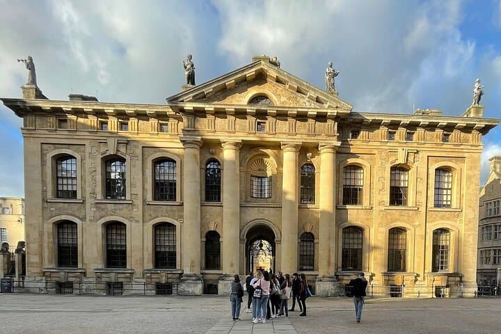 Self-Guided Oxford Walking Audio Tour — City of Dreaming Spires Explained photo 6