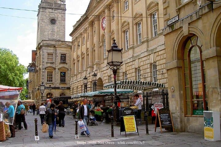 Bristol Highlights Private 2.5‑Hour Walking Tour with a Pub Drink photo 5