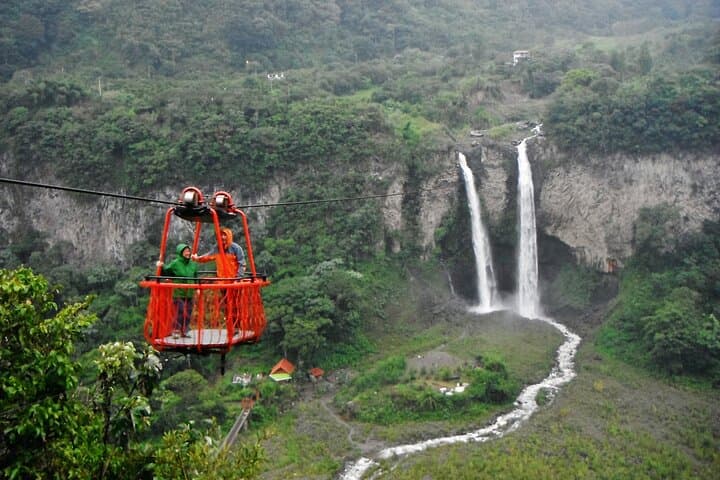 Avenue of Volcanoes Trek: 6-Day Andes Hiking from Quito to Baños photo 6