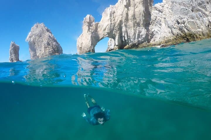 Cabo San Lucas Arch & Sea Photoshoot: Private Boat Snorkel and Underwater Portraits