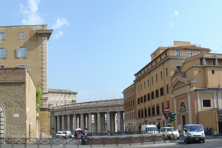 Appian Way & Caffarella E‑Bike Tour: Guided 3‑Hour Rome Ride photo 5