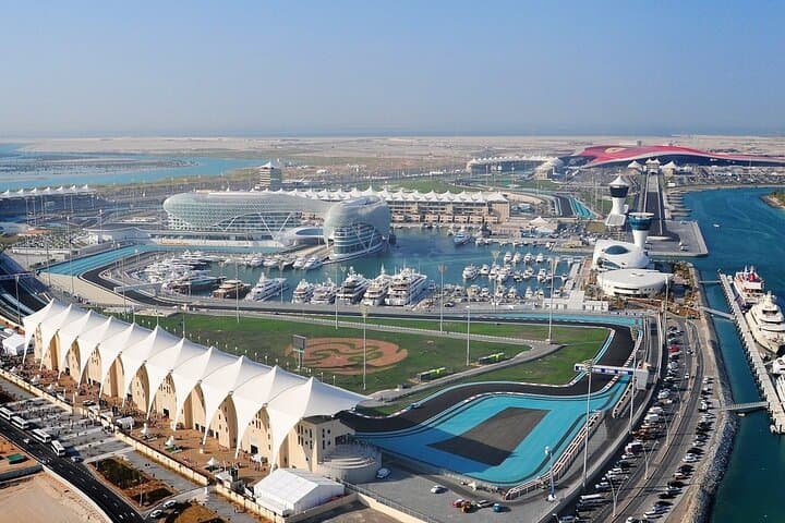 Half-Day Premium Abu Dhabi Tour from Dubai — Sheikh Zayed, Corniche & Cultural Highlights photo 2