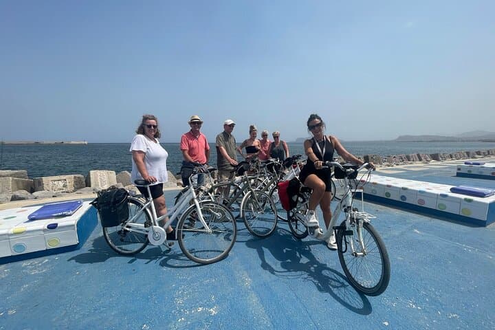 Palermo 3-Hour Guided Bike Tour with Street Food Tasting photo 4