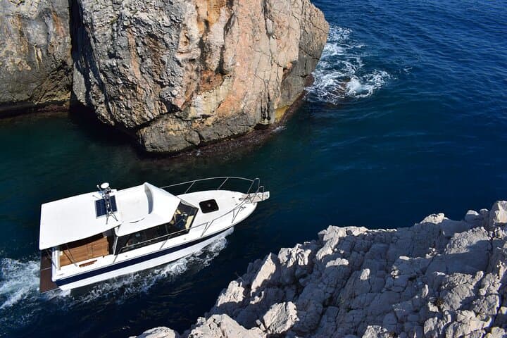 Private Dubrovnik Boat Tour: Blue Cave, Snorkeling, Bays & Beaches photo 2