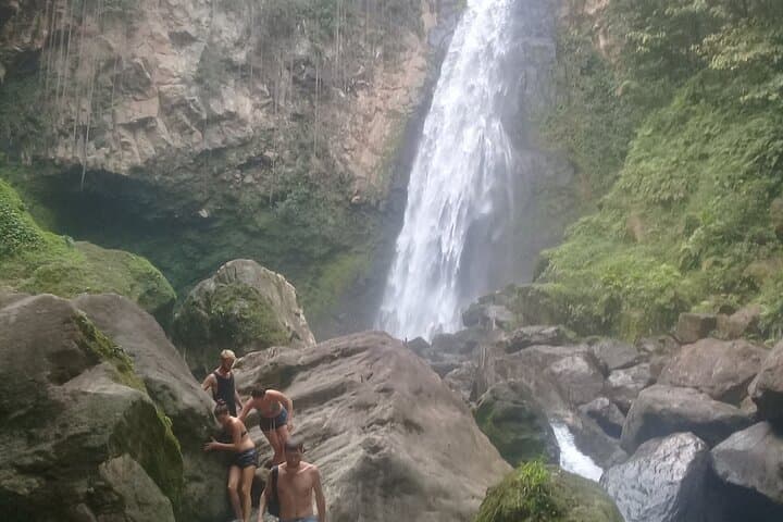 Victoria Fall Hike — Dominica’s Blue-River Waterfall and Mineral Pool photo 6