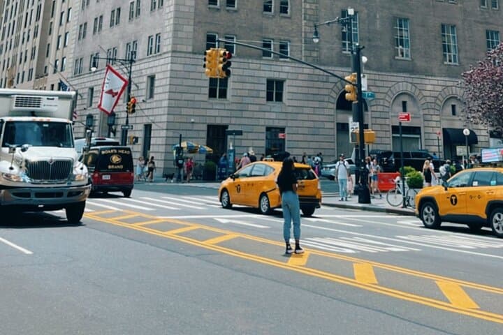 Private 4-Hour NYC Highlights Tour — Columbus Circle to Brooklyn Bridge photo 4