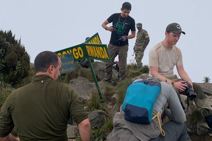 Mgahinga Gorilla Park: 7-Day Gorilla Trekking & Virunga Volcano Hike photo 6