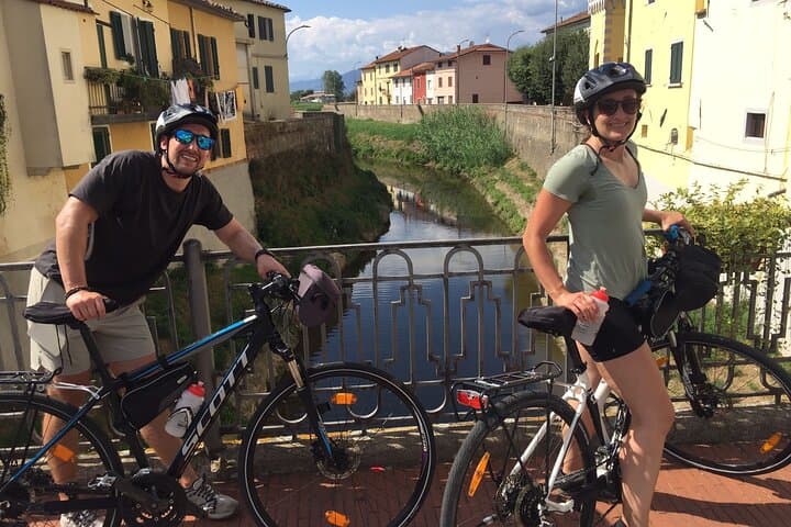 Montecatini Terme Cycling and Montecarlo Wine Tasting Tour