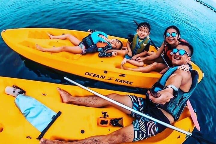 Siloso Beach Water Sports Combo: Kayak, SUP & Tubing on Sentosa photo 6