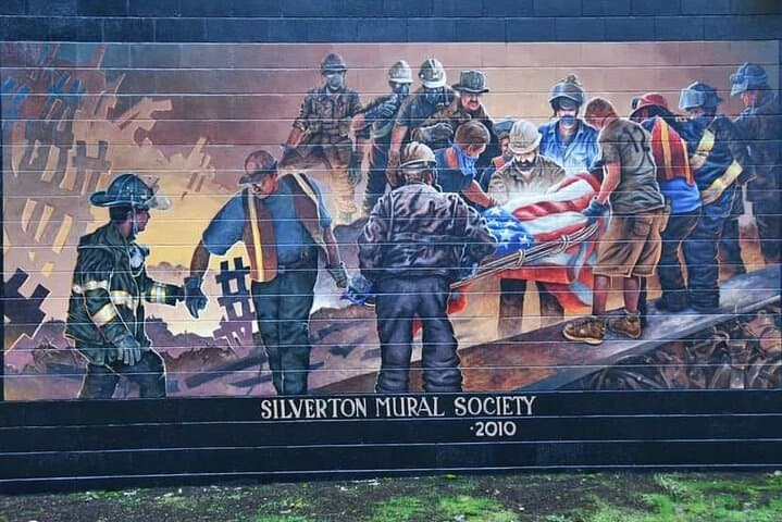 Self-Guided Walking Tour of Silverton Murals: 31 Public Art Stops in Downtown Oregon photo 1