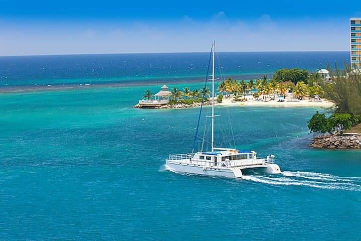 Saona Island Full-Day Excursion: Catamaran, Natural Pool & White Sand Beaches photo 2