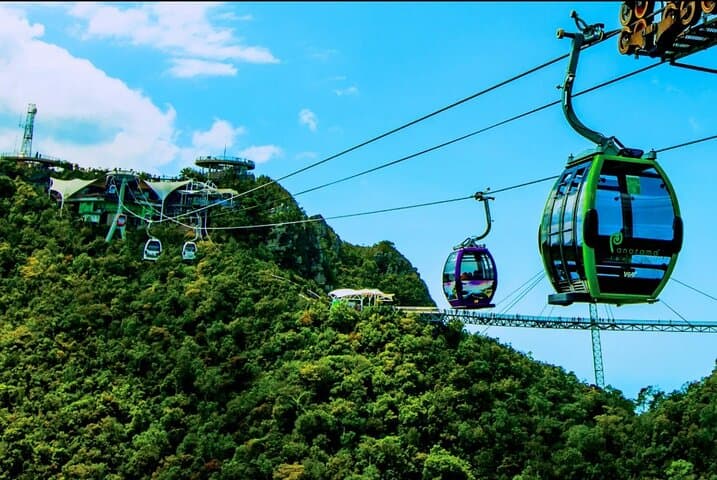 Langkawi SkyCab & SkyBridge Private Tour: Mt. Machinchang Cable Car Experience photo 5