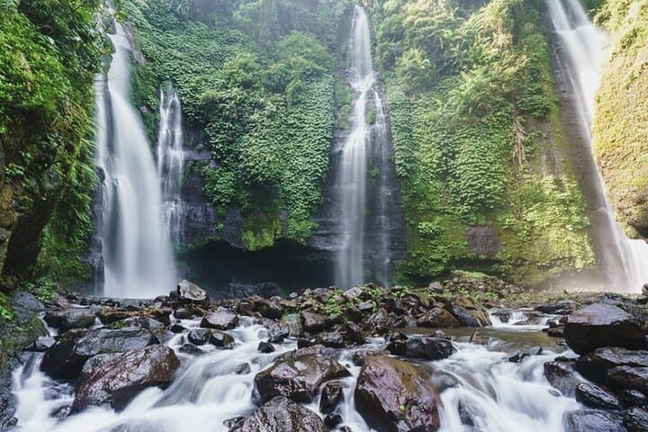 Full-Day Sekumpul Waterfall Hike: Private Trek Through Bali’s Multi-Cascade Valley photo 4