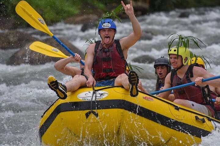 Balsa River Class II–III Whitewater Rafting Near La Fortuna