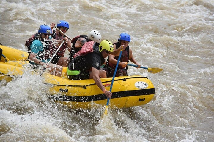 Balsa River Class II–III Whitewater Rafting Near La Fortuna photo 5