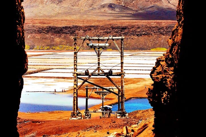 Sal Island Half-Day: Pedra de Lume Salt Lake, Shark Bay & Village Tour
