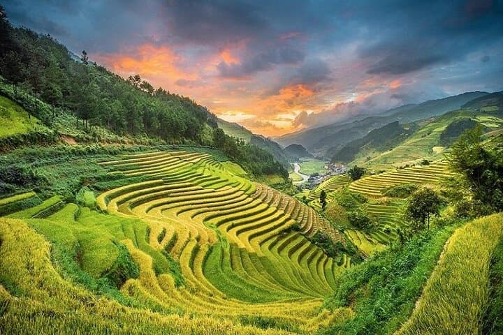 Ha Giang & Sapa: 8-Day Mountain Trek and Homestay Adventure photo 6