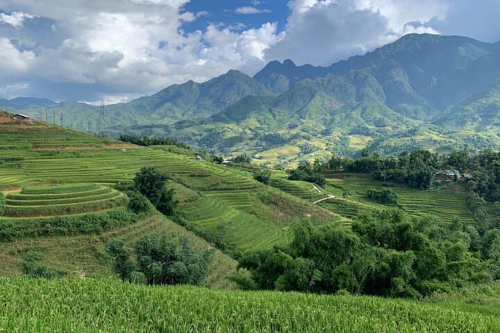 Sapa 2-Day Trek from Hanoi: Rice Terraces, Ethnic Villages & Local Guides photo 3