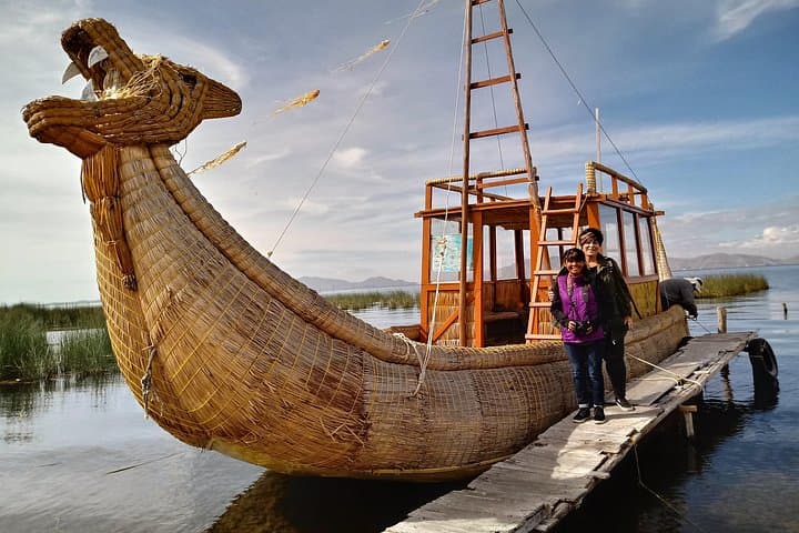 La Paz to Lake Titikaka: Aymara Rafts, Cable Cars & Altiplano Navigation