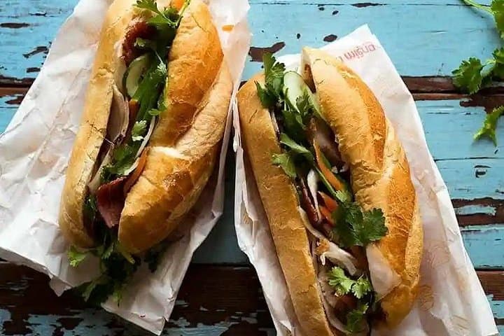 Saigon Night Street Food Tour: Motorbike Eats & Local Flavors photo 3
