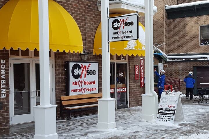 Park City Adult Snowboard Rental: 24-Hour Package for Intermediate Riders photo 3
