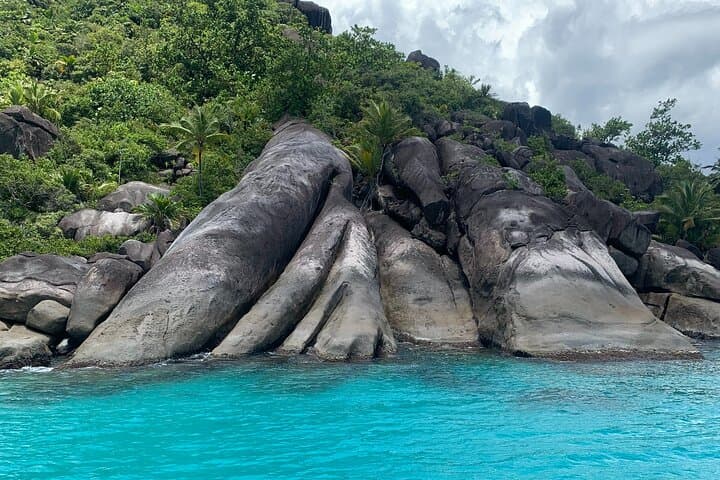 Anse Major & Baie Ternay: Seychelles Snorkel Cruise with Creole BBQ photo 2