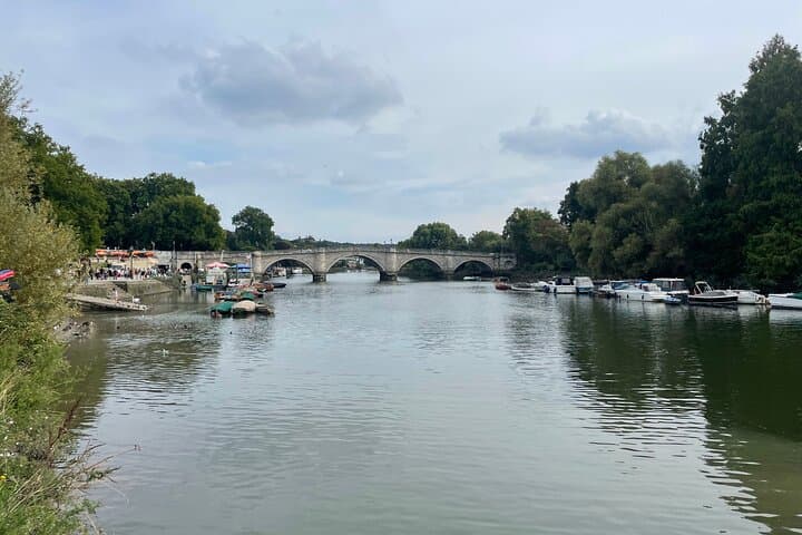 Explore Ted Lasso Filming Locations: Richmond Guided Walking Tour photo 2