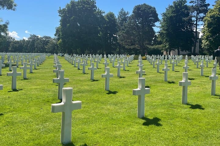 Private WW2 D-Day Normandy Tour: Explore Omaha and Utah Beach from Paris