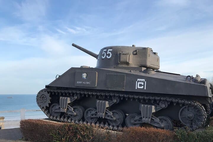 Private WW2 D-Day Normandy Tour: Explore Omaha and Utah Beach from Paris photo 4