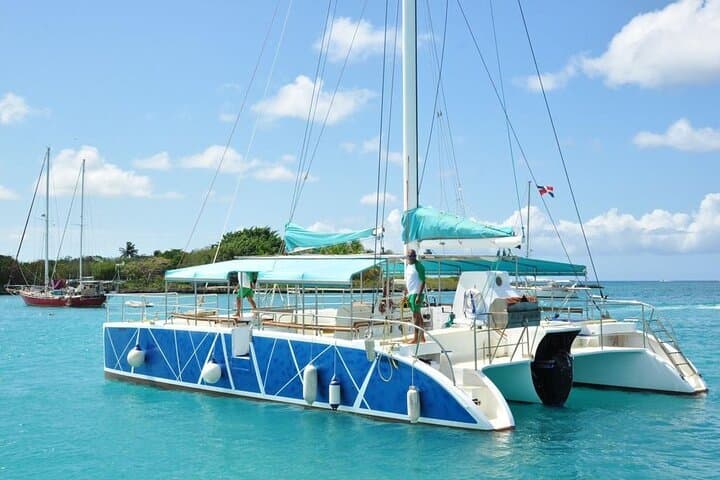 Sailing Saona: Full-Day Catamaran to Catuano Snorkel, Natural Pool & Palmilla Beach photo 1