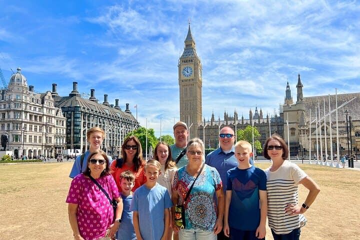 Full-Day Private London Highlights Tour: Buckingham Palace, Tower of London & Shoreditch photo 2