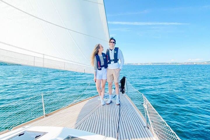 Halifax Harbour Signature Sailing: 90-Minute Hands-On Yacht Experience