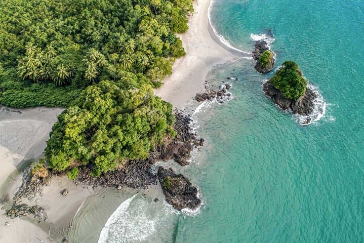 Manuel Antonio Super Combo: Catamaran & National Park Day Trip from San José photo 3