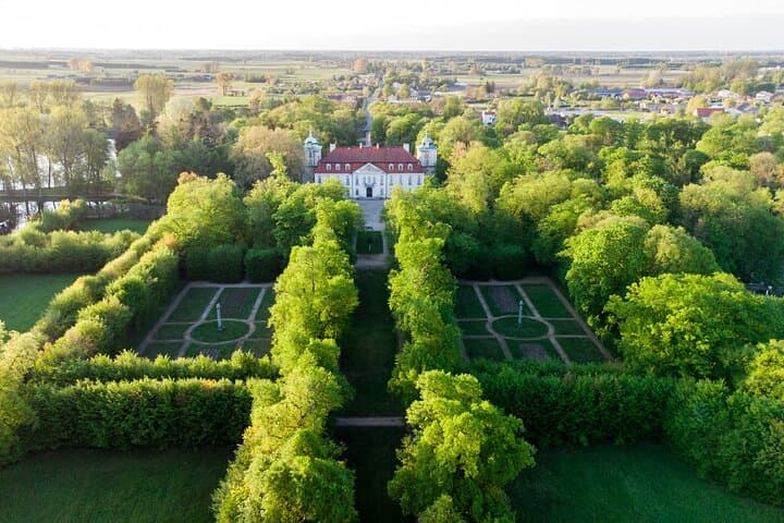 Day Trip from Warsaw: Chopin’s Birthplace, Nieborów Palace & Mazovia Flavors