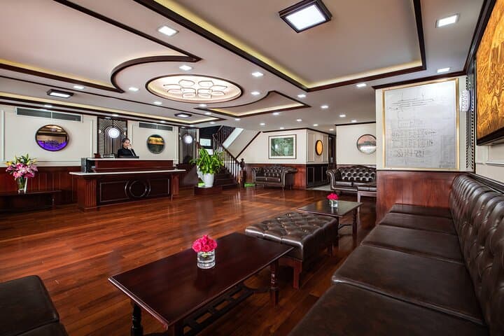 Lan Ha & Halong Bay: Dora Cruise 2-Day Luxury Itinerary photo 3