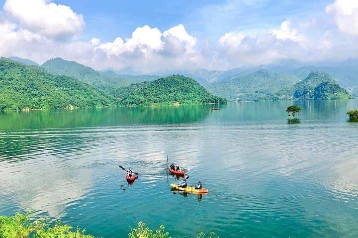 Mai Chau Escape: 3-Day Private Lake Resort Tour from Hanoi photo 2