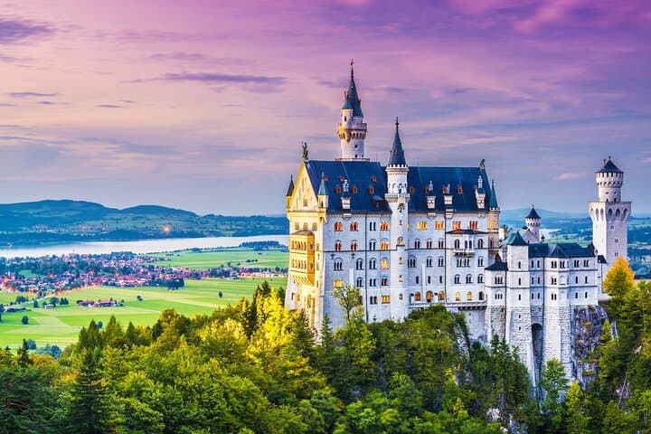 Neuschwanstein & Hohenschwangau Skip-the-Crowds Castle Tour from Munich