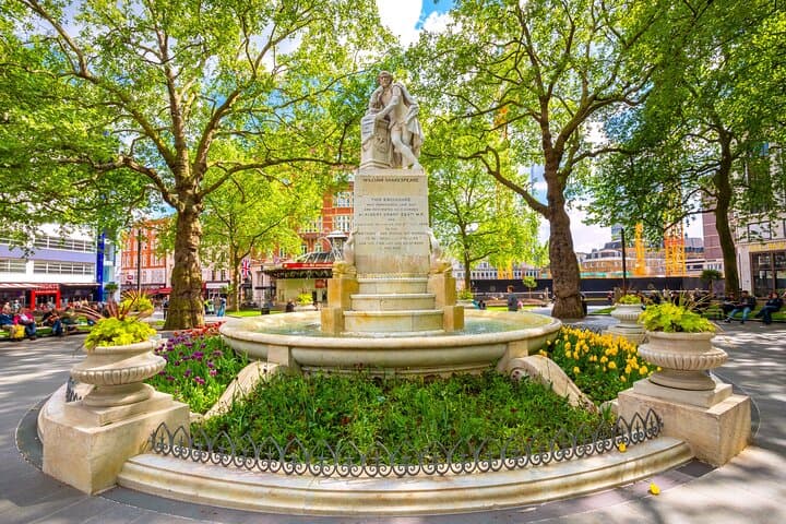 Shakespeare's Walk: Private Guided Tour of Central London & the Globe