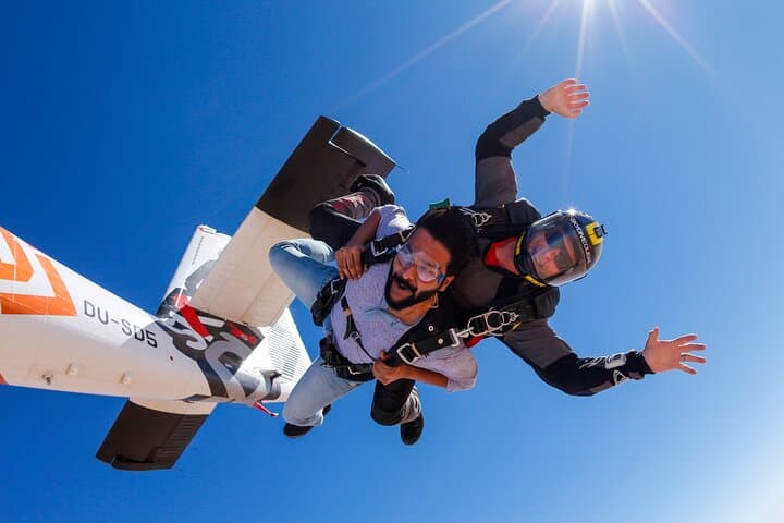 Dubai Palm Tandem Skydive — Jump Over Palm Jumeirah with Transfers photo 4