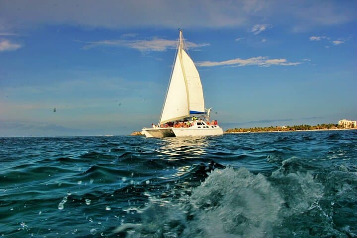 Half-Day Private Catamaran Charter from Isla Mujeres: Snorkel & Playa Norte photo 4