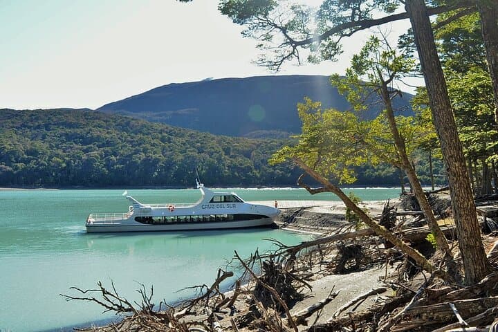 Mayo Glacier Spirit Trek: Sail and Hike Seno Mayo & Perito Moreno photo 5