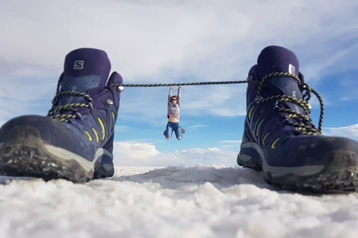 Full-Day Private Tour to Salar de Uyuni: Incahuasi, Train Cemetery & Salt Flats photo 6