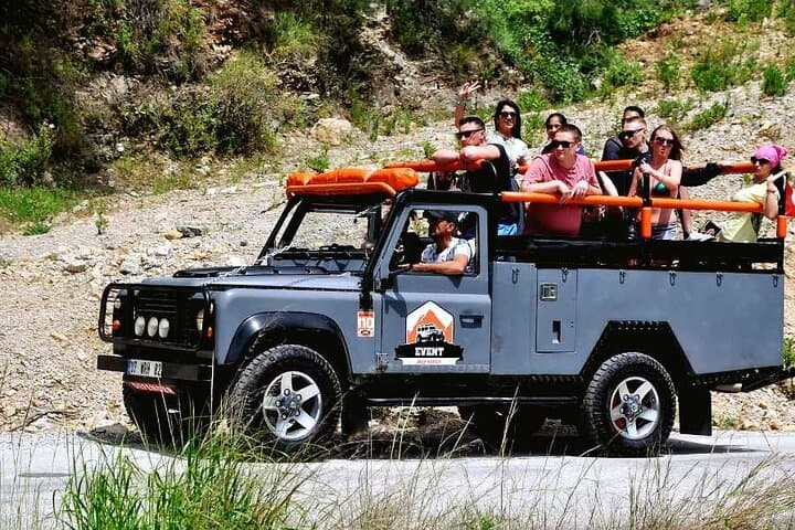 Alanya 3-in-1 Night Jeep Safari, Yacht Cruise & Dim River Dinner photo 1