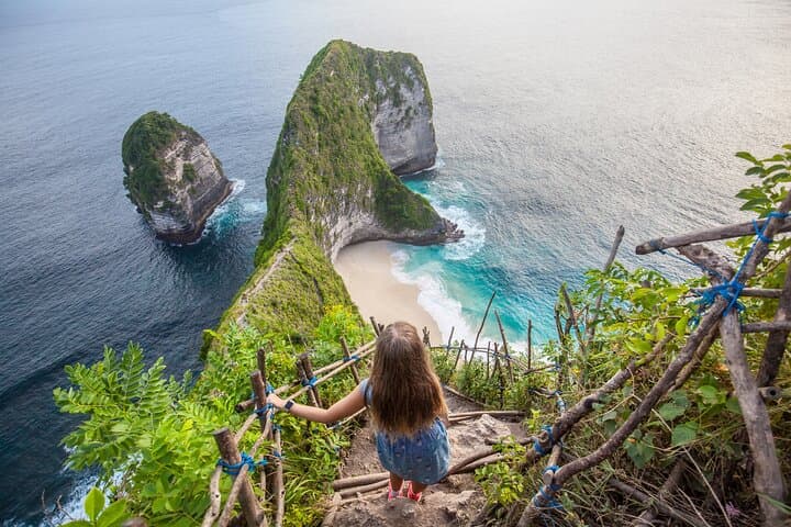 Nusa Penida Private Day Tour: Kelingking, Broken Beach & Crystal Bay