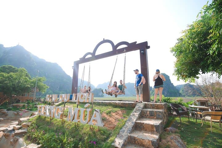 One-Day Ninh Binh Adventure from Hanoi: Tam Coc, Mua Cave & Bai Dinh photo 6