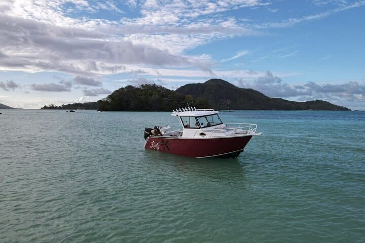 Reef Safari: Private Snorkel, Fish Feeding & Moyenne Island Lunch Near Mahé photo 4