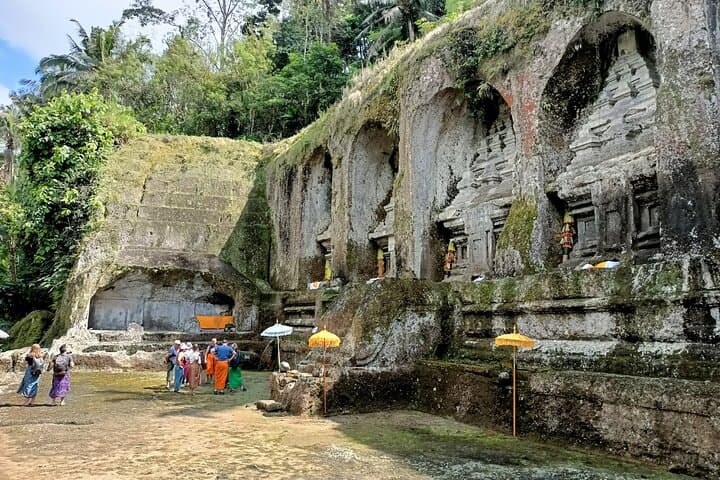 Full-Day Private Ubud Tour with Pickup — Temples, Waterfalls & Rice-Field Views photo 5